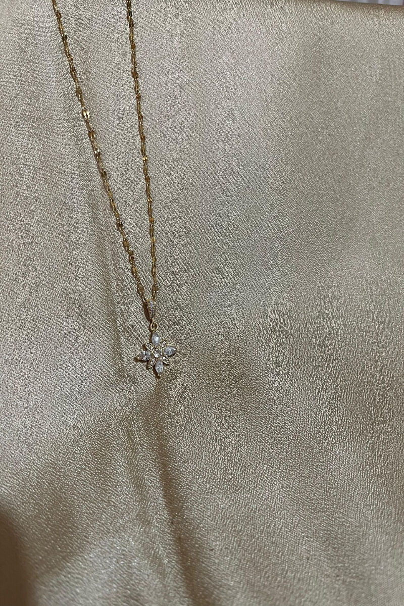 Çiçek Figürlü Zirkon Taşlı Çelik Kolye