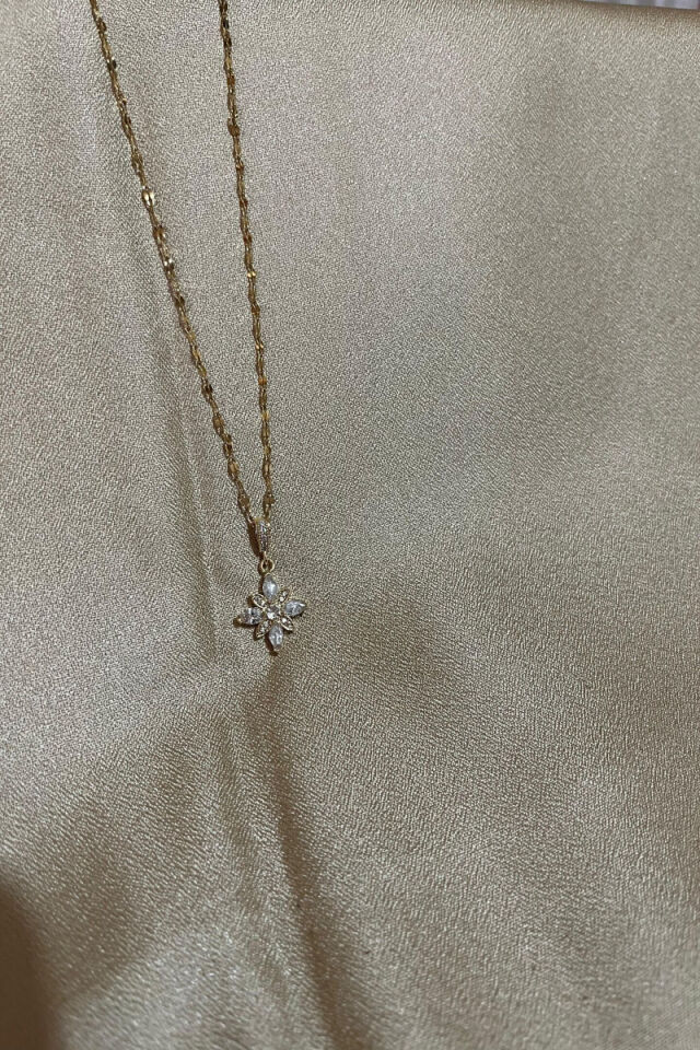 Çiçek Figürlü Zirkon Taşlı Çelik Kolye