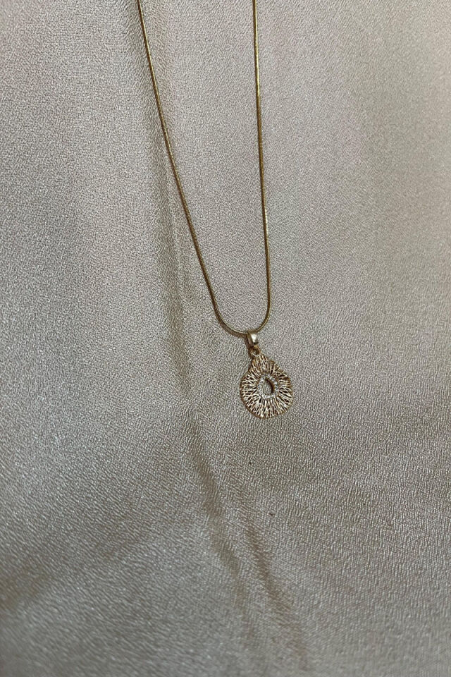 Özel Tasarım Organik Form Detaylı Zirkon Taşlı Çelik Vintage Kolye