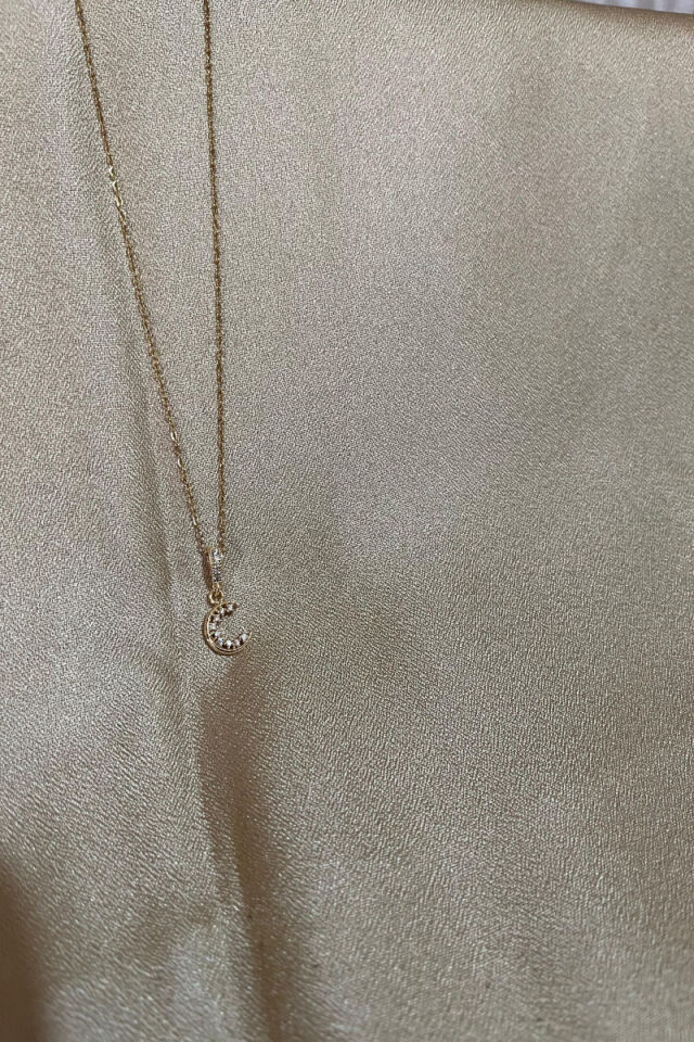 Minimal Hilal Detaylı Zirkon Taşlı Şık Gold Çelik Kolye