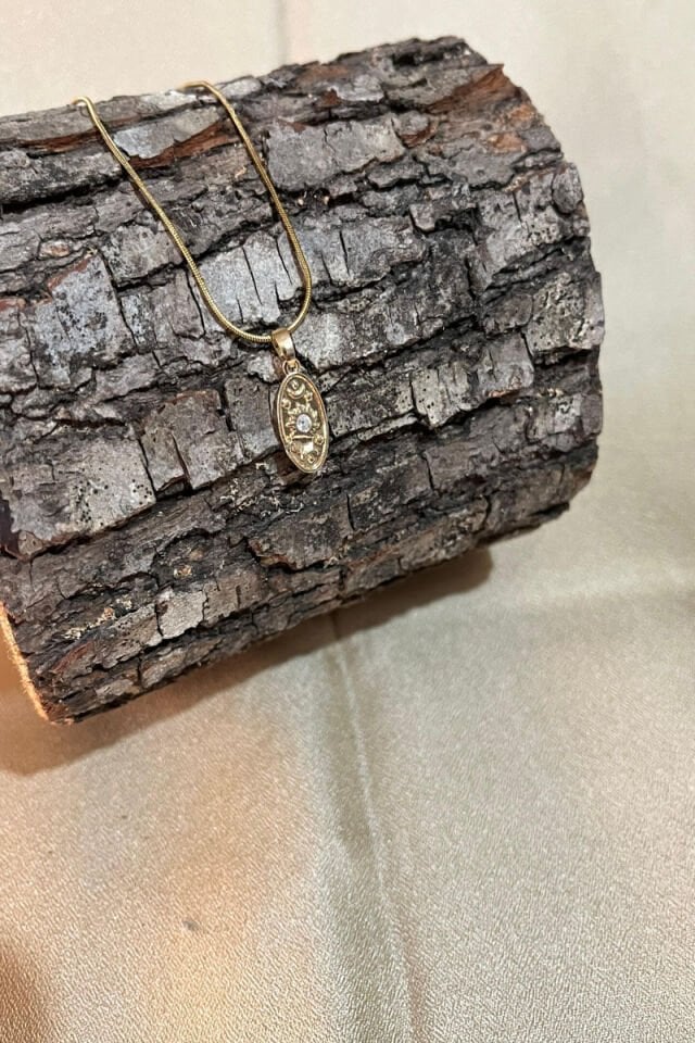 Güneş Ay Motifli Zirkon Taşlı Özel Tasarım Gold Çelik Kolye