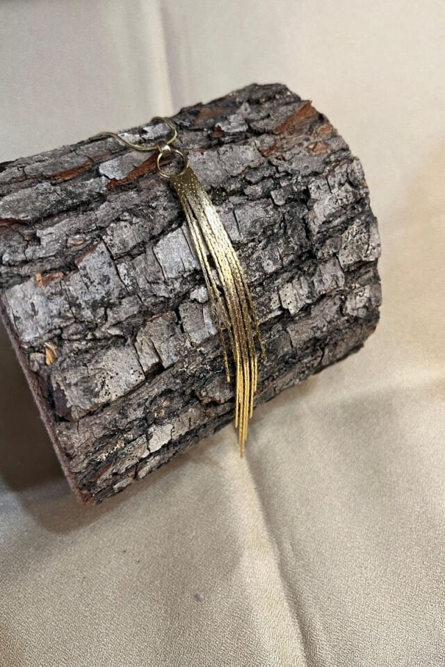 Püsküllü Çelik Kolye