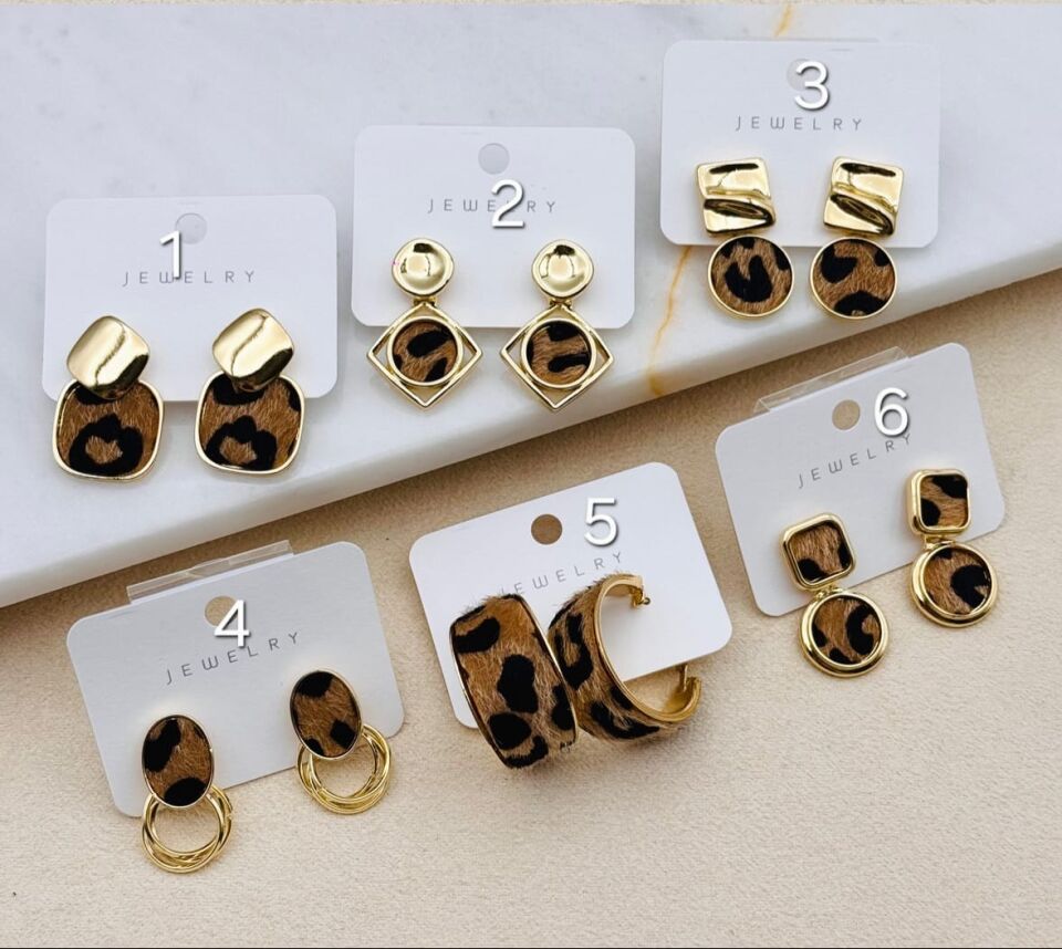 Altın Kaplama Leopar Model Küpeler